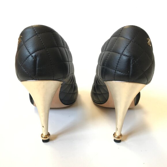Chanel CC Logo Quilted Matelasse D'Orsay Heels Womens 39 8.5 Black Gold Leather - Picture 9 of 15
